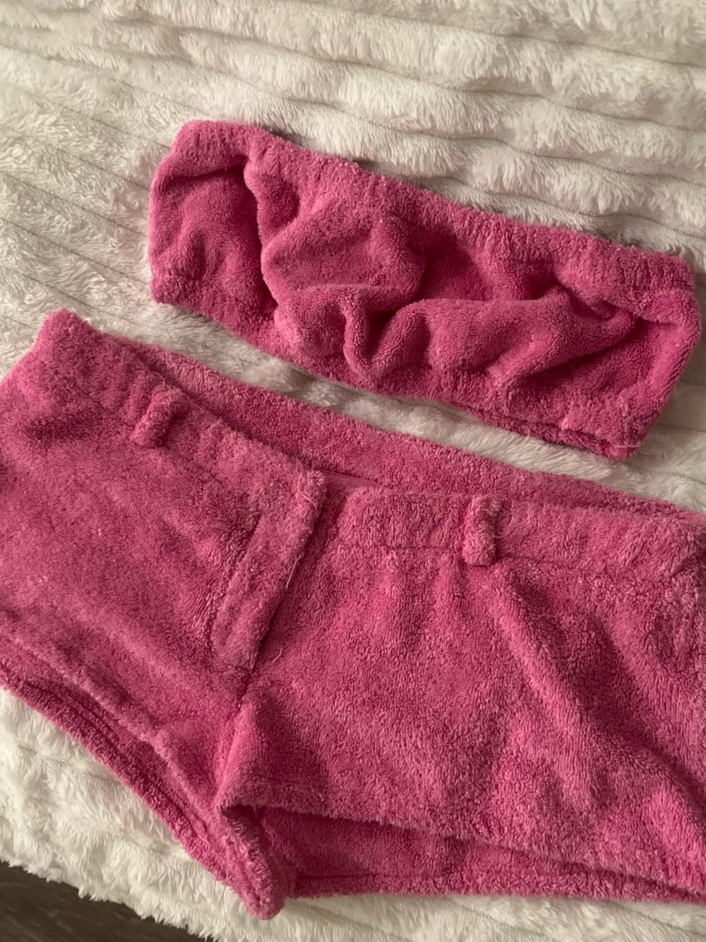 SKIMS Womens Terry Shorts and Bandeau Set in Neon Orchid